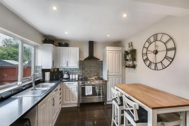 DSC_3534kitchen diner.jpeg