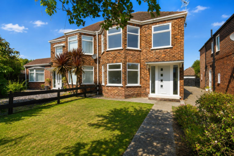 County Road North, Hull