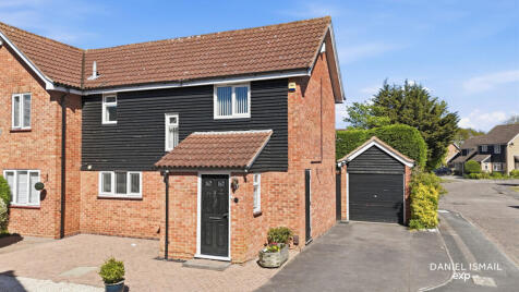 Menzies Avenue, Basildon, SS15 6