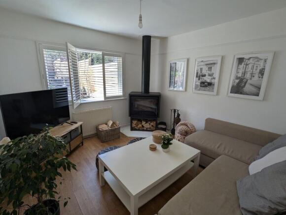 3 bed Semi-Detached for sale Image 10