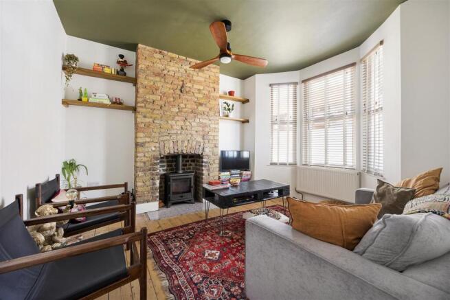 Calverton Road, E6