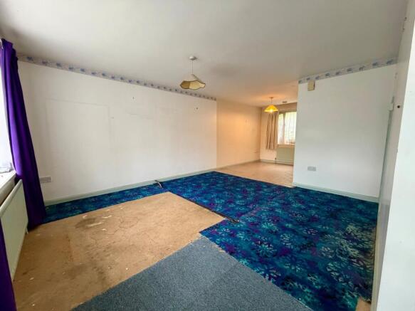 Living/Dining Area