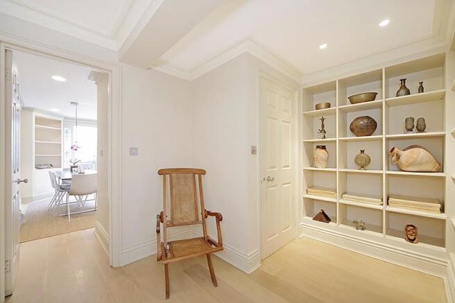 Bedroom/study