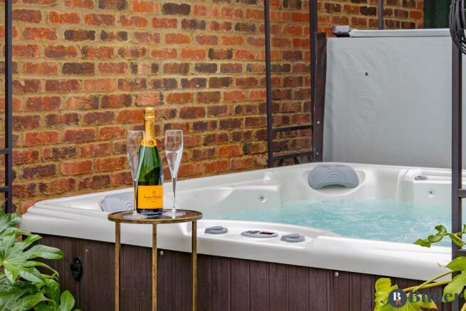 hot tub