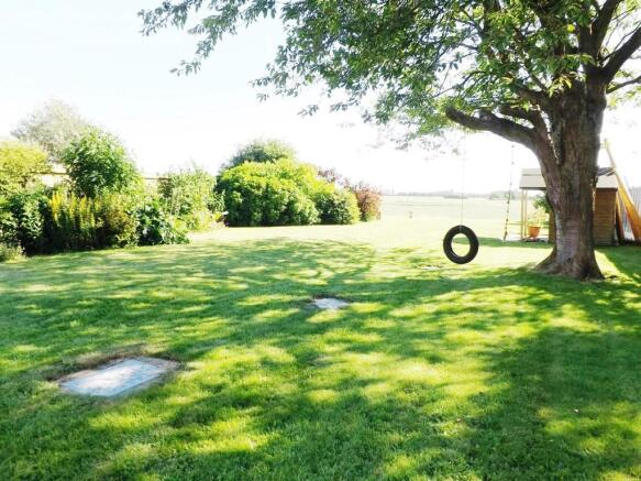 Photo 25