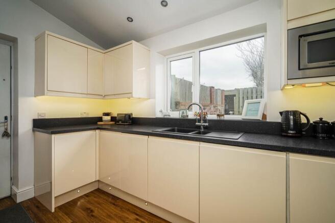 3 bed Detached for sale Image 6