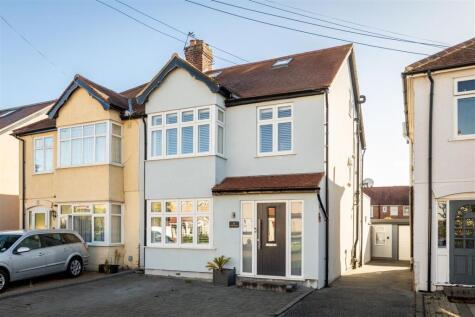 Chestnut Grove, TW7