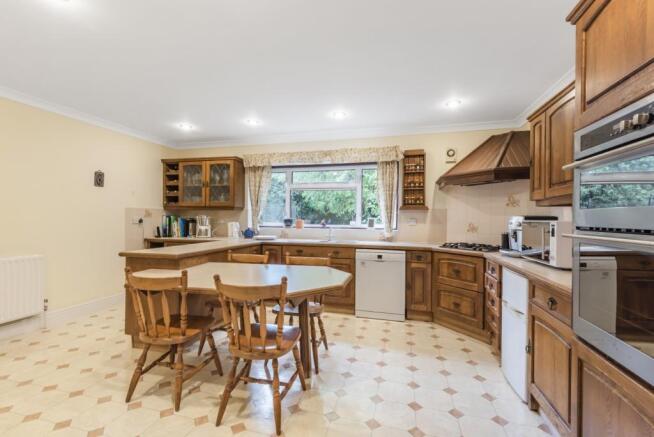 Kitchen/Breakfast Ro
