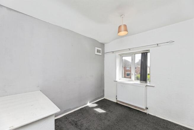 3 bed Semi-Detached for sale Image 11