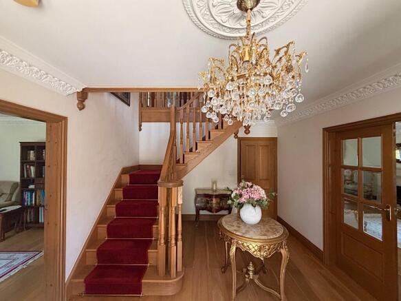 4 bed Detached for sale Image 12