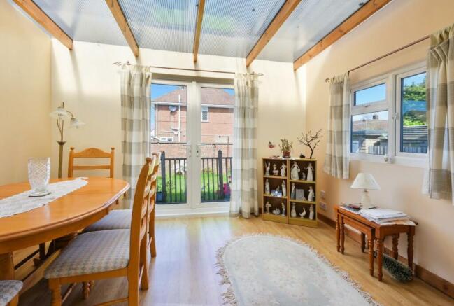 ST LEONARDS ROAD, 17 - (7).jpg