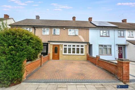 Chatteris Avenue, Harold Hill, Romford, RM3