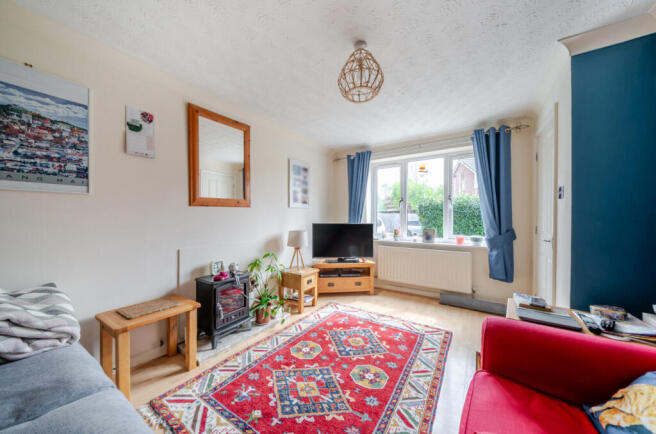 1447572-20-69e228...