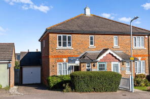 1, Royal Rise, Tonbridge TN9 2DQ