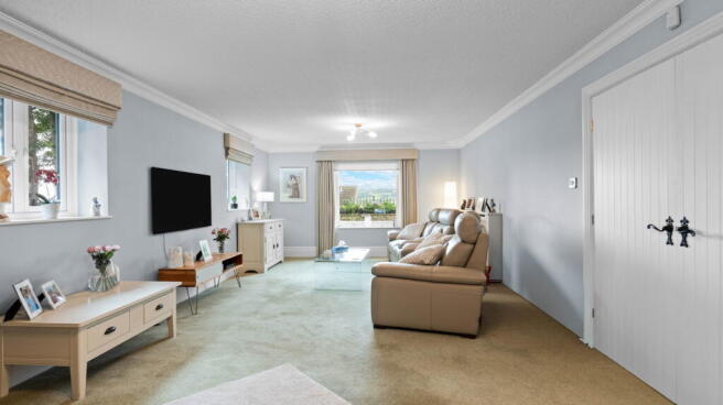 4 bed Barn Conversion for sale Image 8