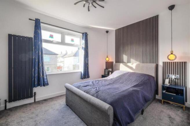 2 bed End of Terrace to rent Image 10