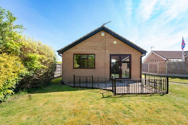 2 bed Detached Bungalow for sale Image 9