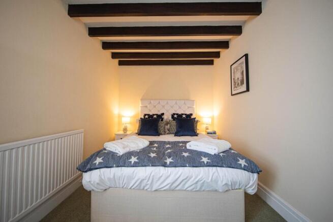 4 bed Cottage to rent Image 8