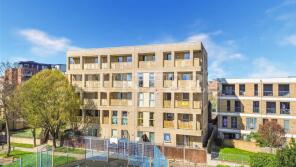 7, 320b Mulberry House, High Road, Tottenham, London N15 4BN