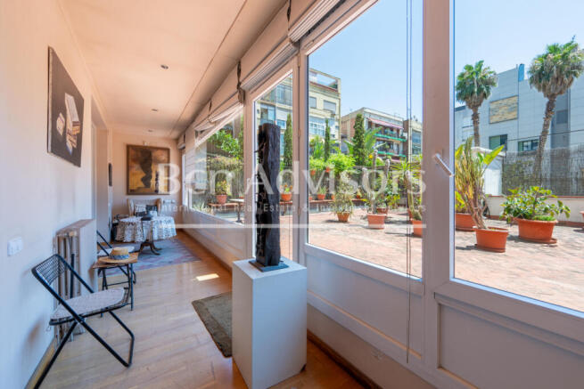 vivienda-senorial-con-espectacular-terraza-en-e...