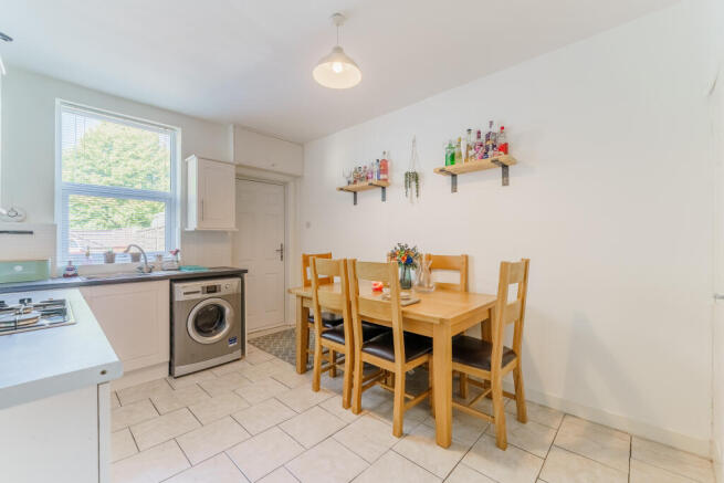 2 bed Terraced for sale Image 6
