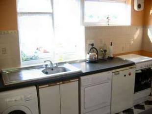 Kitchen 13'11 x 7'10