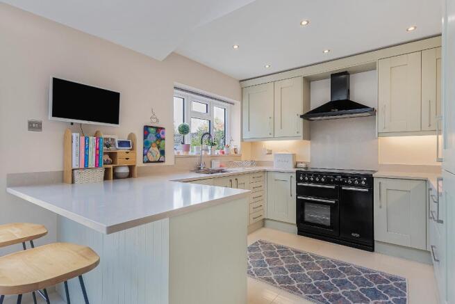 KITCHEN/DINING/FAMILY ROOM