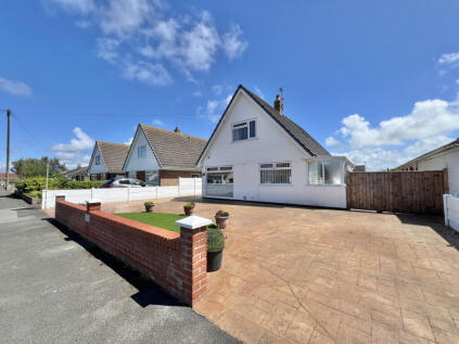 Buttermere Avenue, Rossall, FY7