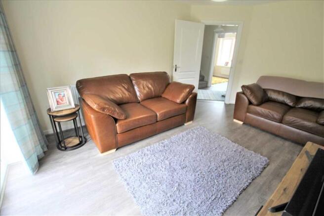 Lounge 2nd Image