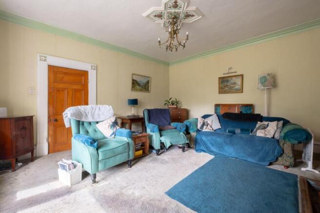 4 bed Detached for sale Image 10