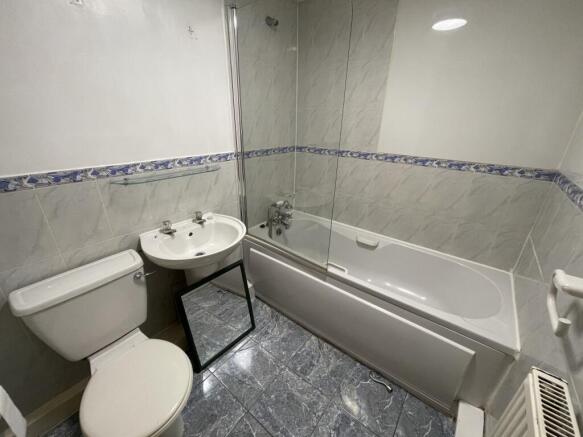 1 bed Flat to rent Image 5