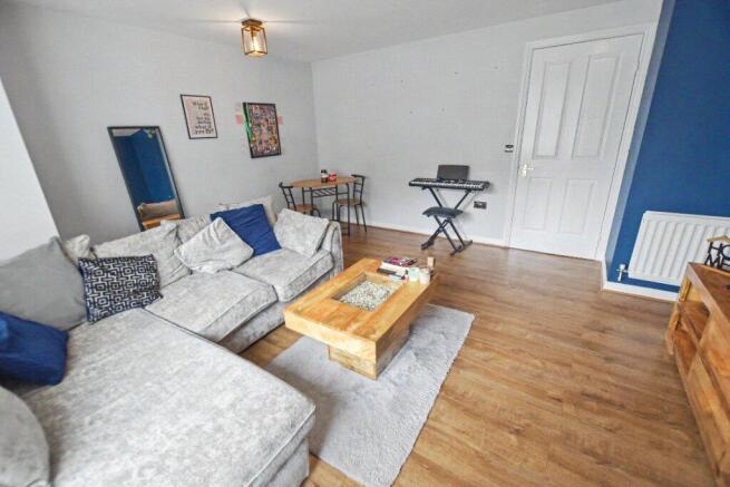 2 bed Apartment for sale Image 5