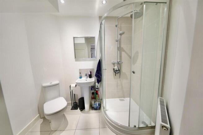2 bed Town House for sale Image 9