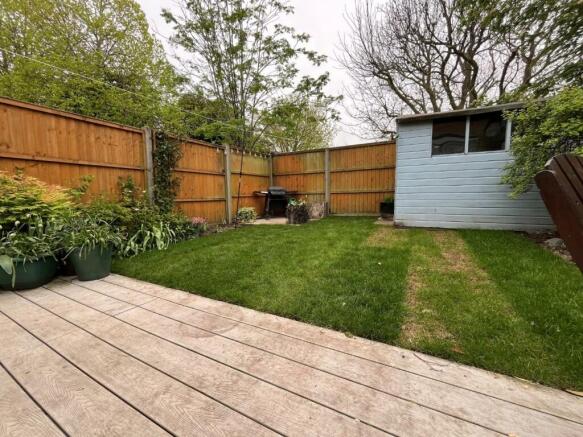garden 2.jpg