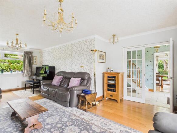 Lodge Drive, Belper, Derbyshire photo 4