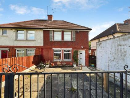 Roundwood Avenue Bradford, BD10 0LB
