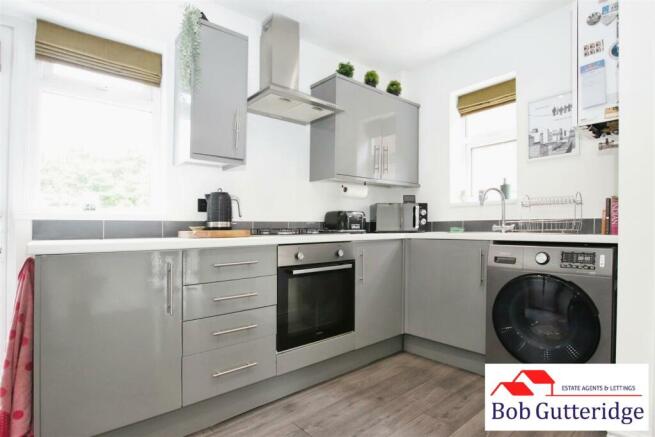 FITTED KITCHEN/DINING ROOM