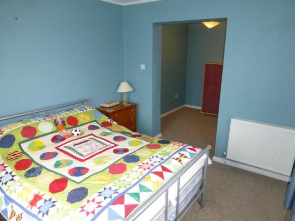 BEDROOM 1
