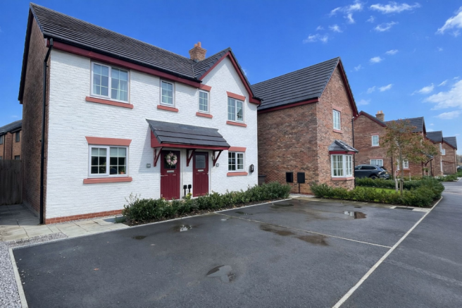 2-bed semi-detached on Wildgoose Avenue, Knutsford, WA16, £150,000