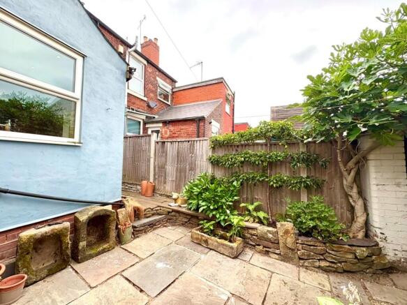 3 bed House to rent Image 12