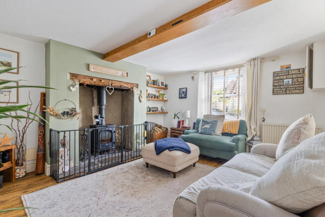 A07 - 33 Greenway...