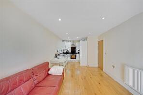 M6, New Century House, Jude Street, Canning Town, London E16 1FG