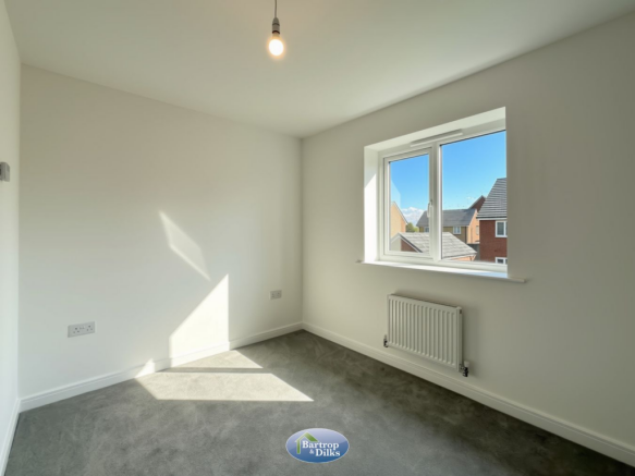 3 bed Semi-Detached for sale Image 12
