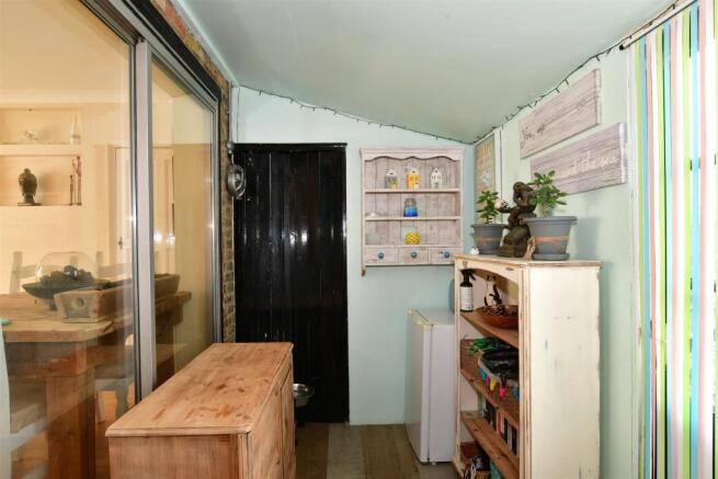 Lean-To