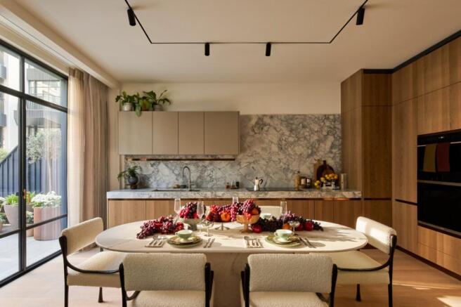 Kitchen/Dining Area