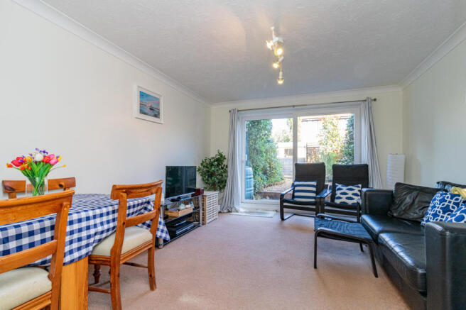 Living Room 4