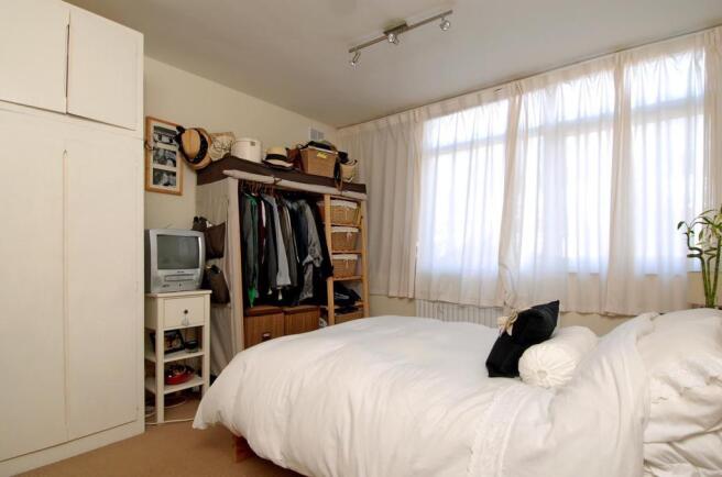 bedroom.jpg