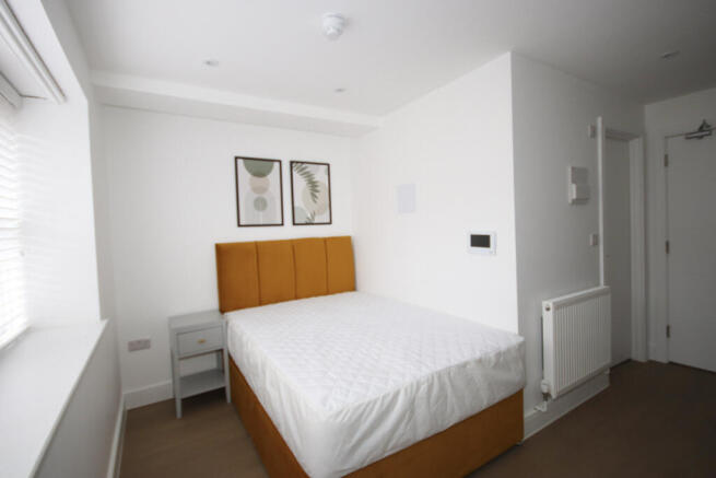 Room to rent High Street, Sittingbourne ME10, All