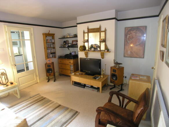 Photo 3