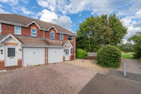 Knipe Close, Huntingdon, Cambridgeshire, PE29 6WN